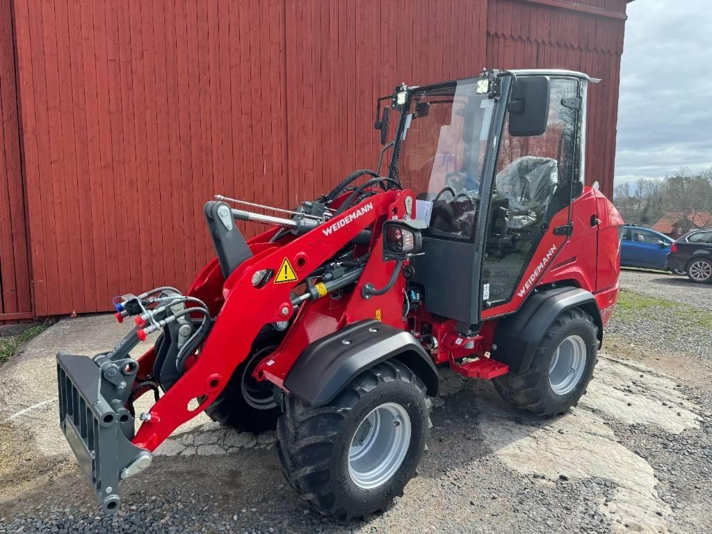 Weidemann 1390 لوادر انزلاقية التوجيه