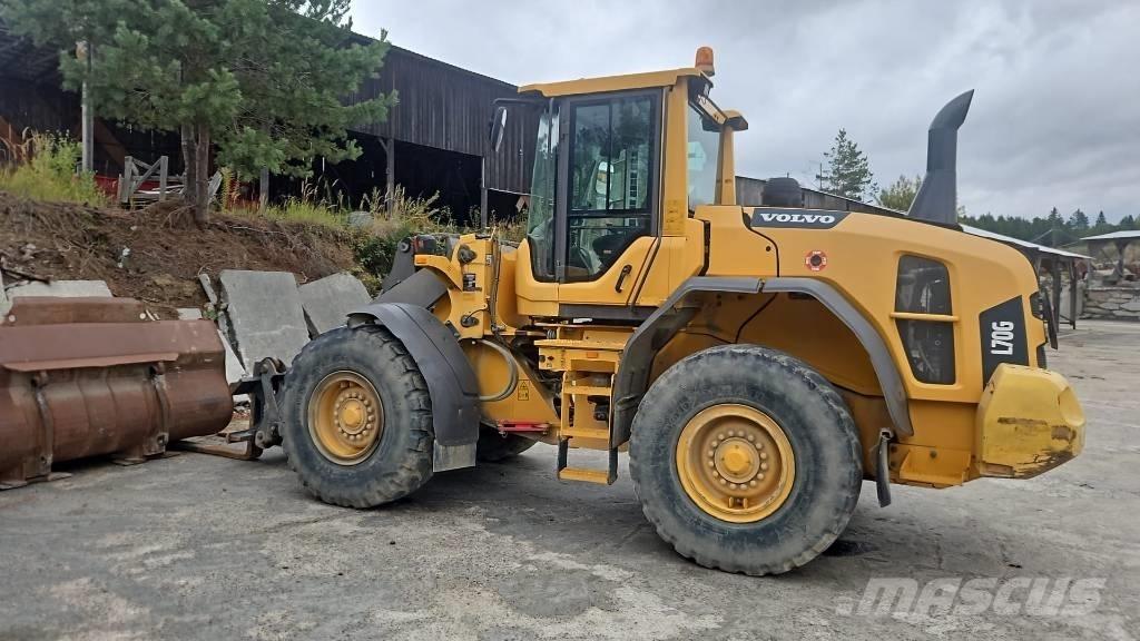 Volvo L 70 G لوادر بعجل