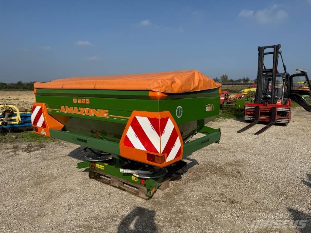 Amazone ZA-M 1500 معدات فرد المواد المعدنية