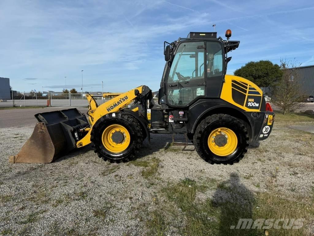 Komatsu WA100 M-7 لوادر بعجل