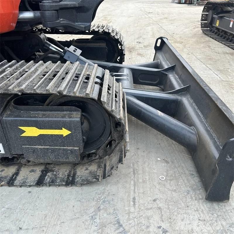 Kubota KX 165 حفارات زحافة