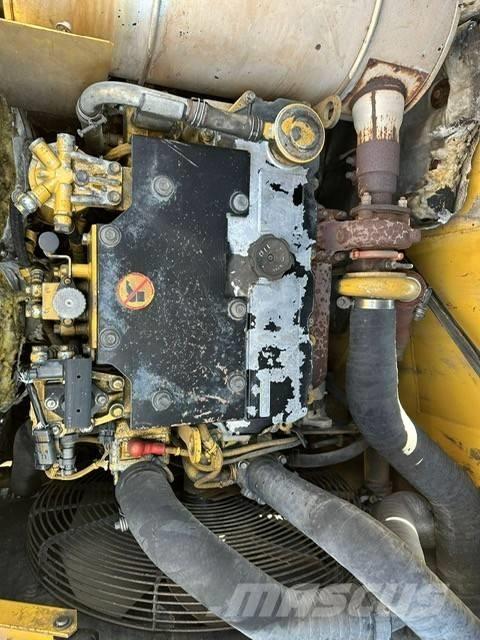 CAT 315 D مناولات المخلفات / مناولات صناعية
