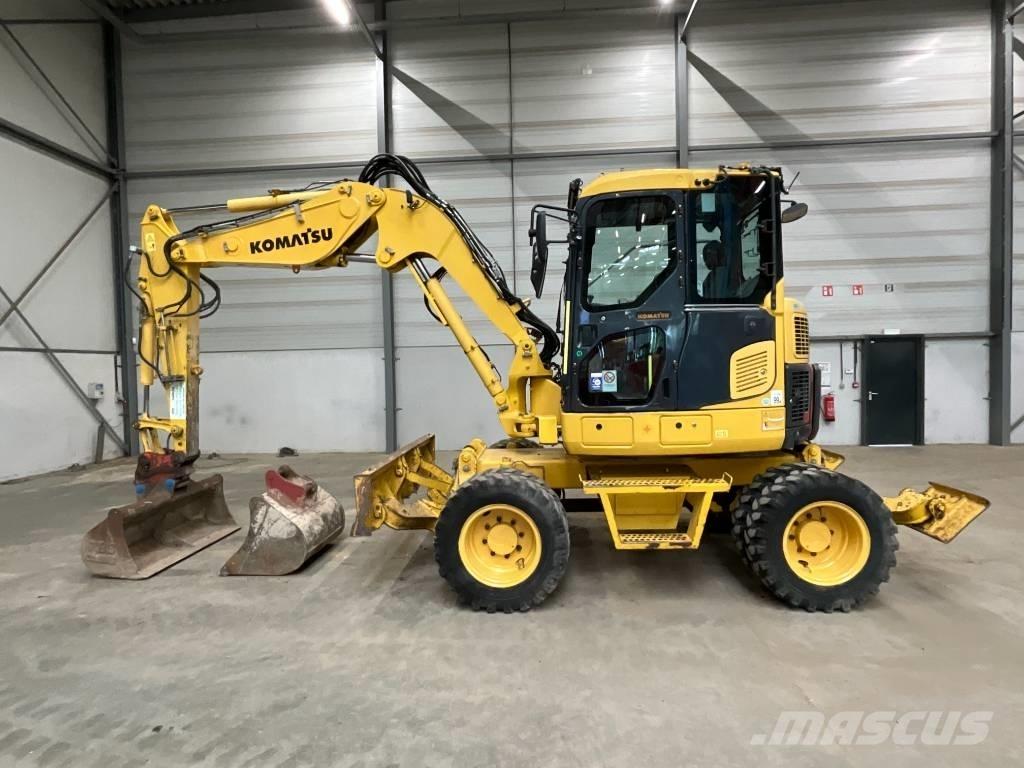 Komatsu PW 98 MR-8 حفارات بعجل