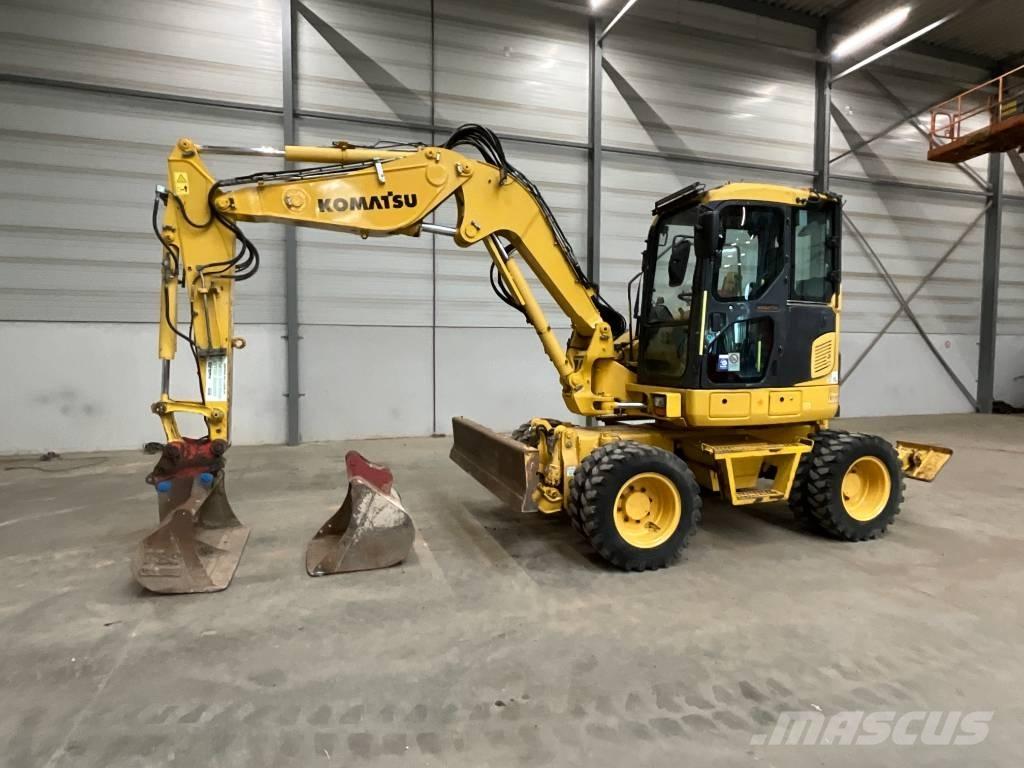 Komatsu PW 98 MR-8 حفارات بعجل