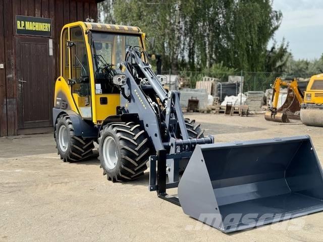 Eurotrac W12 لوادر بعجل