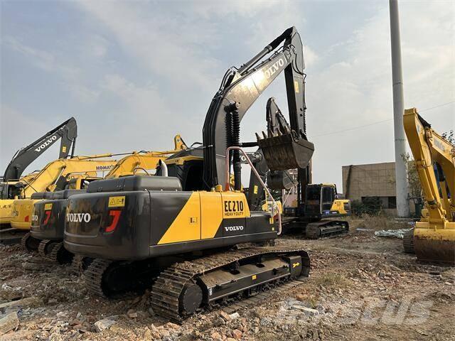 Volvo EC210B حفارات زحافة