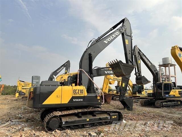 Volvo EC210B حفارات زحافة