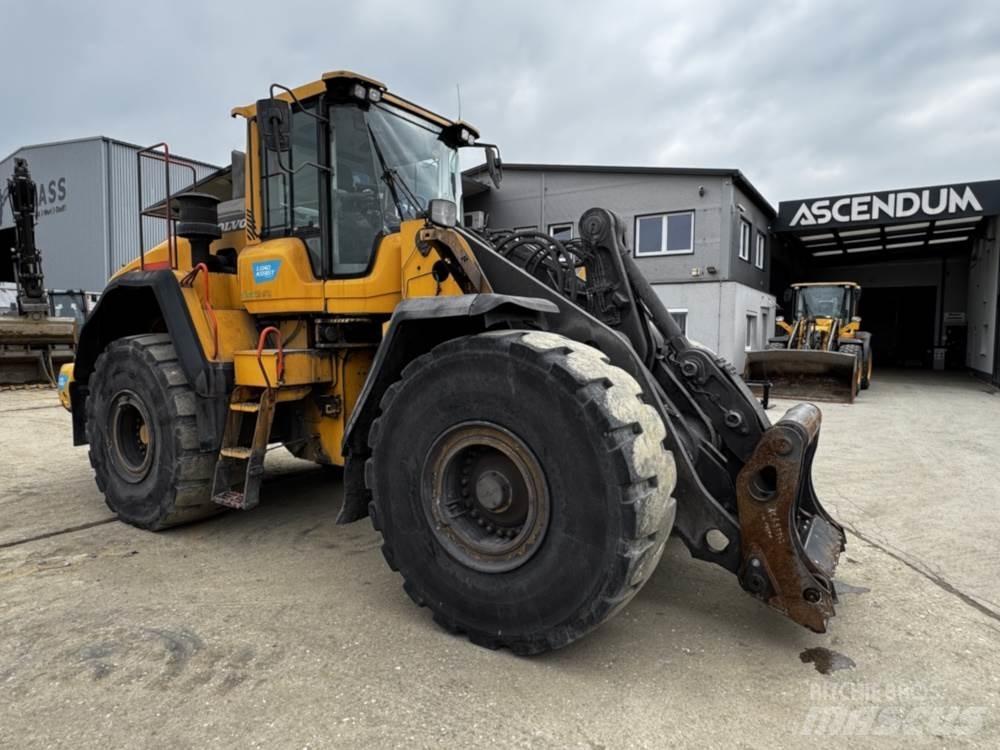 Volvo L150H لوادر بعجل