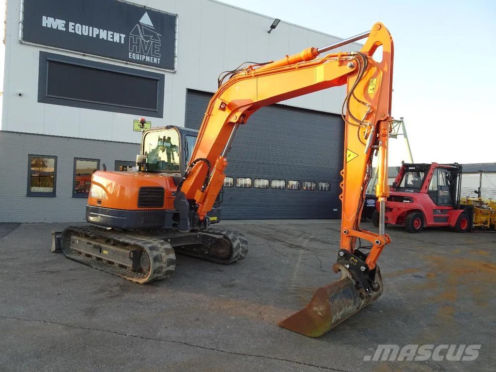Doosan DX85R-3 حفارات زحافة