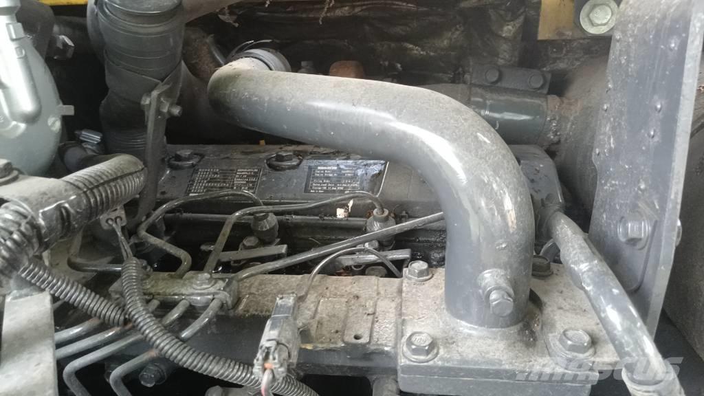 Komatsu PC 78 US حفارات وسط 7 طن - 12 طن