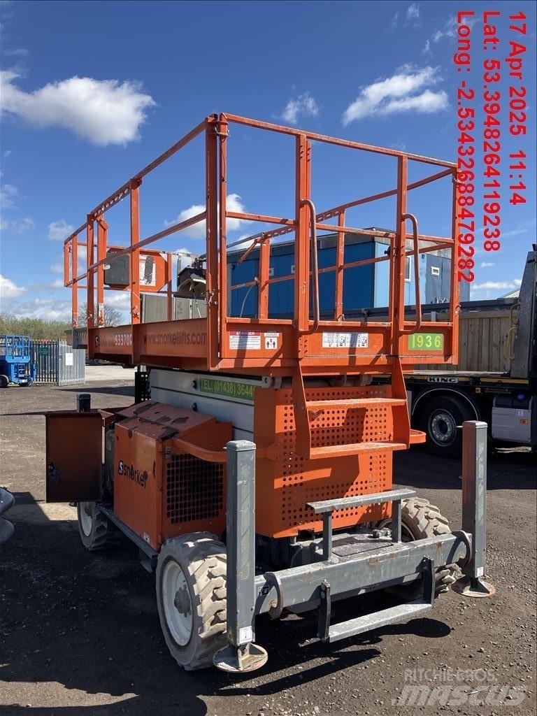 Snorkel S 3370 RT رافعات مقصية الشكل
