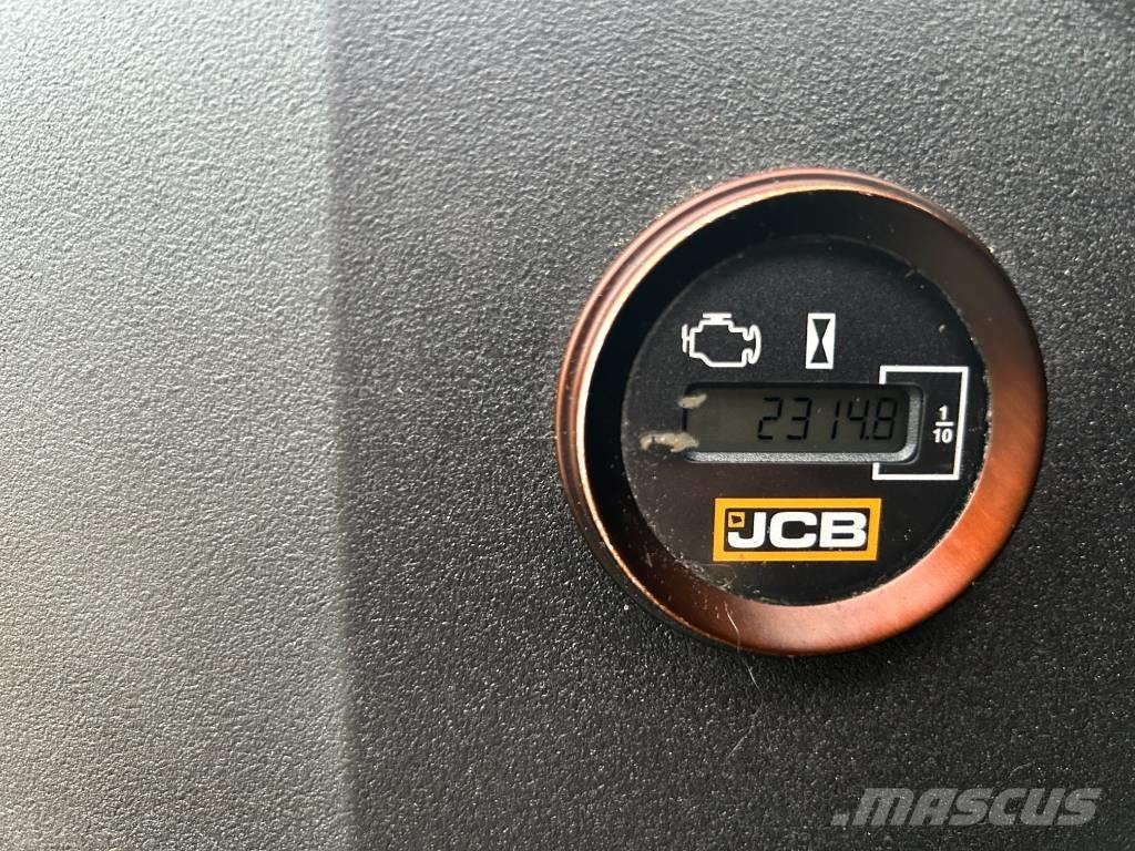 JCB 16 C-1 حفارات صغيرة أقل من 7 طن (حفارات صغيرة)