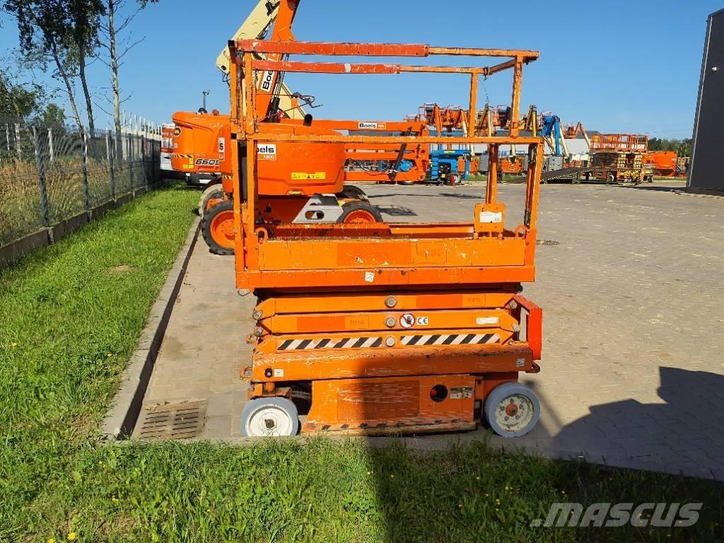 SkyJack SJ III 3219 رافعات مقصية الشكل