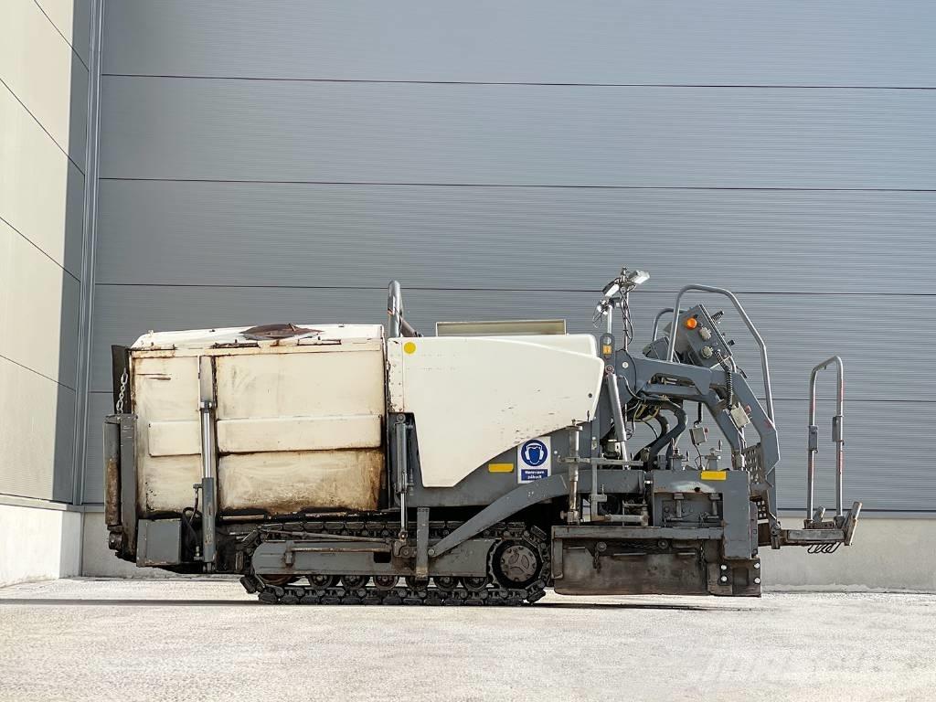 Vögele SUPER 800 معدات السفلتة