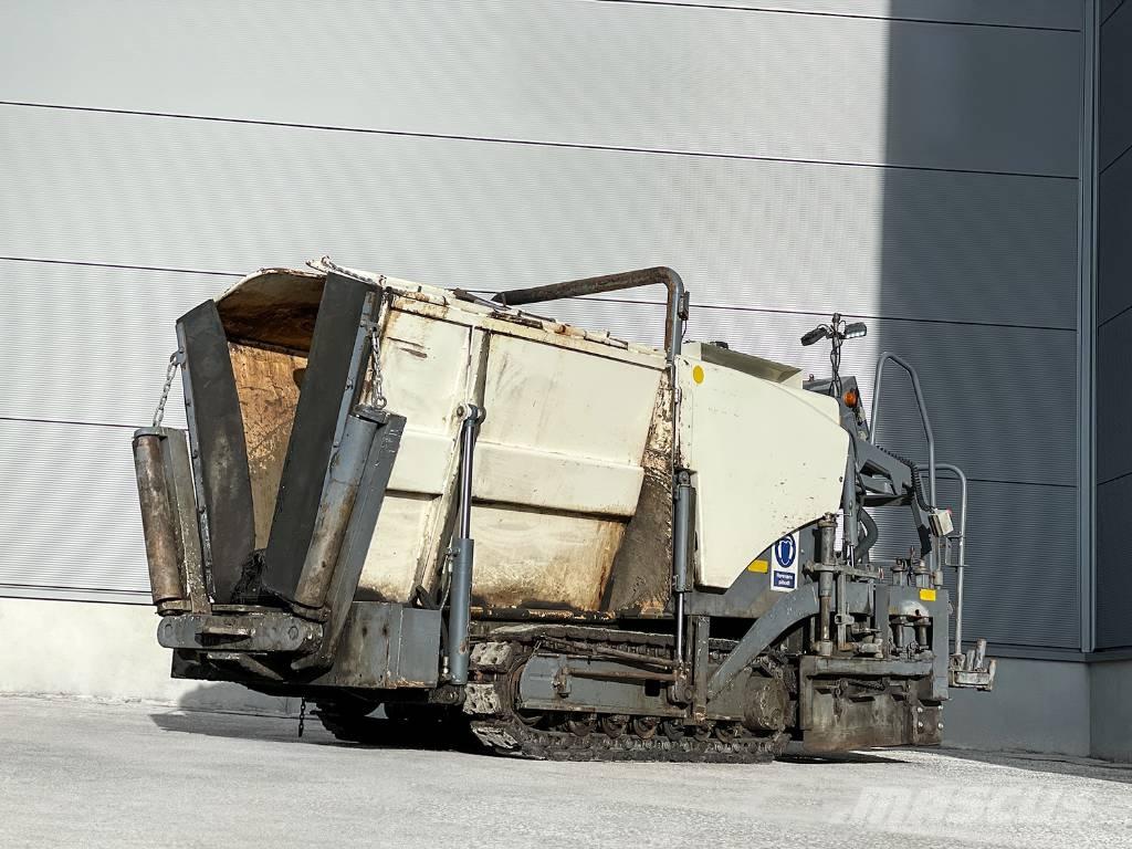 Vögele SUPER 800 معدات السفلتة