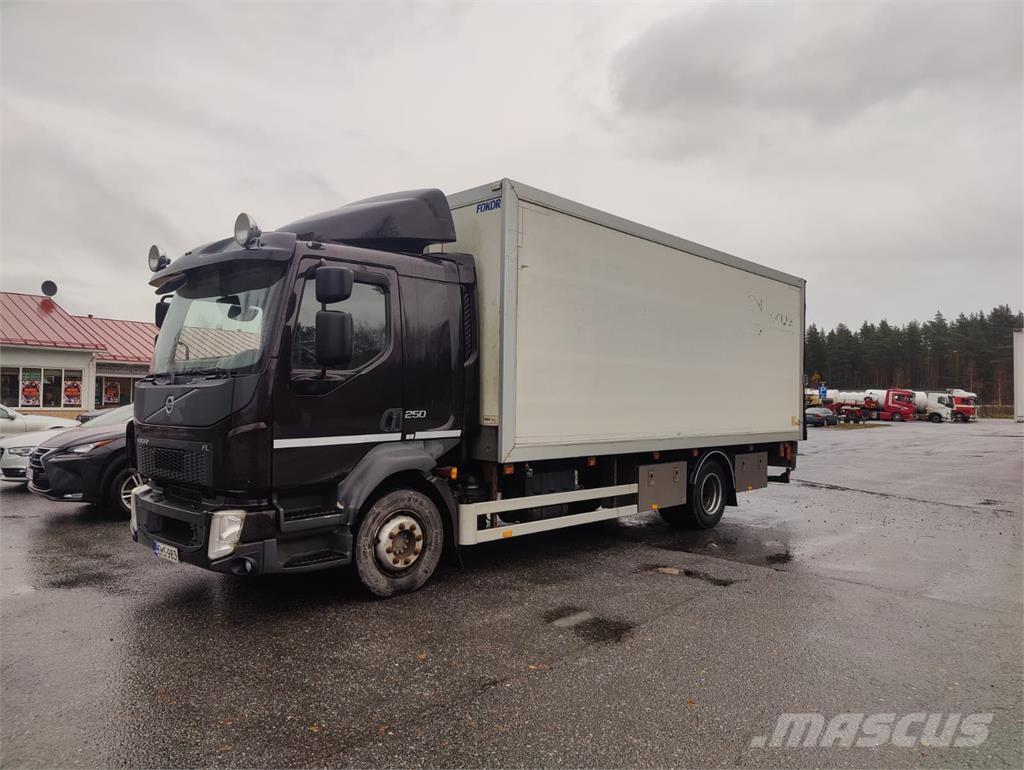 Volvo FL 250 شاحنات ذات هيكل صندوقي