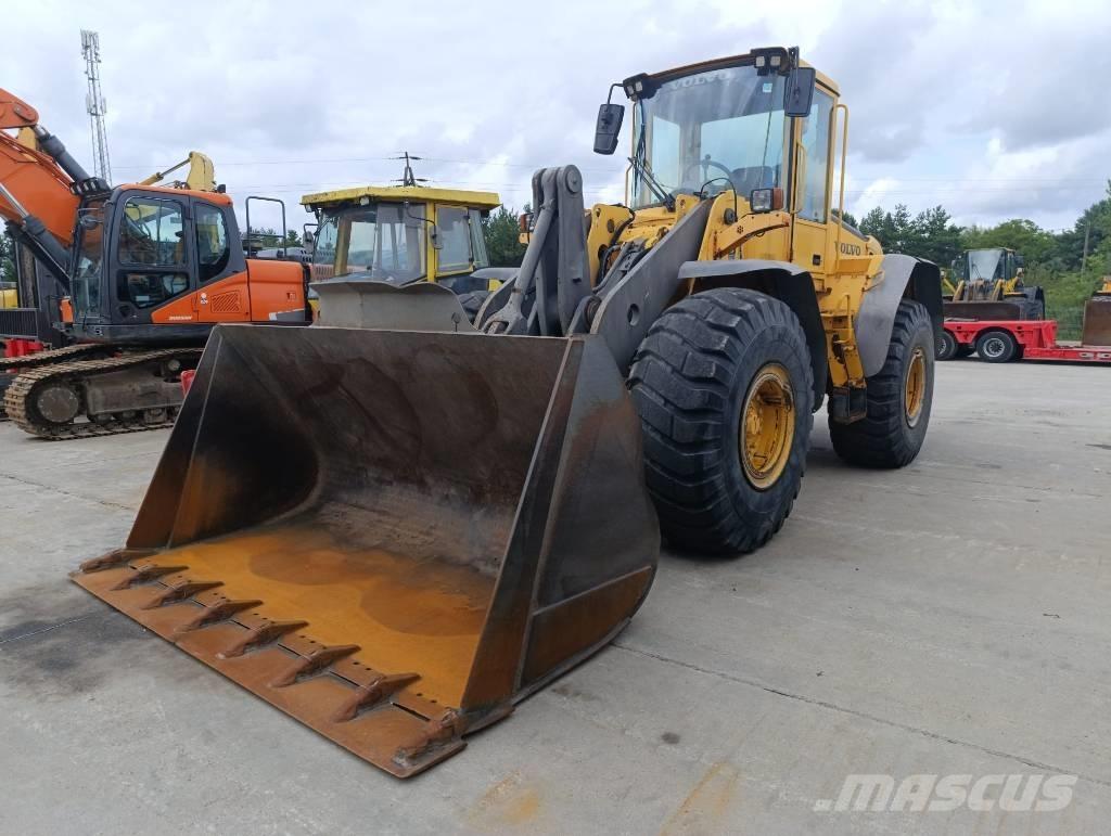 Volvo L 110 E لوادر بعجل