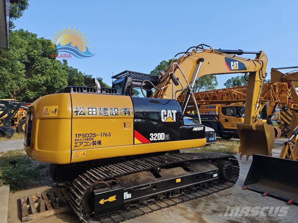 CAT 320D2L حفارات زحافة