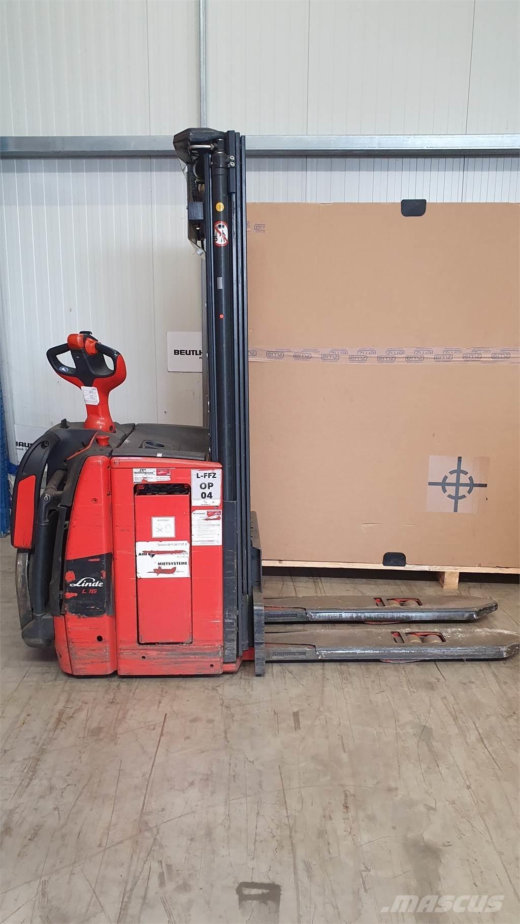 Linde L16AP معدات التكديس الجوالة