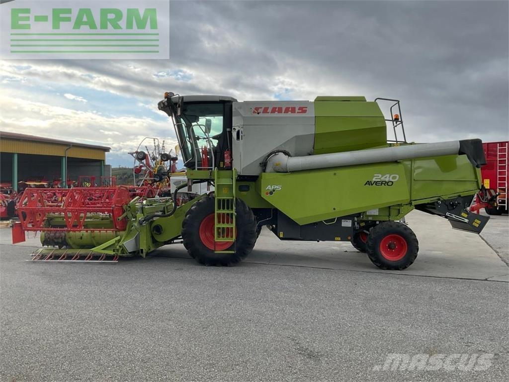 CLAAS AVERO 240 حصادات
