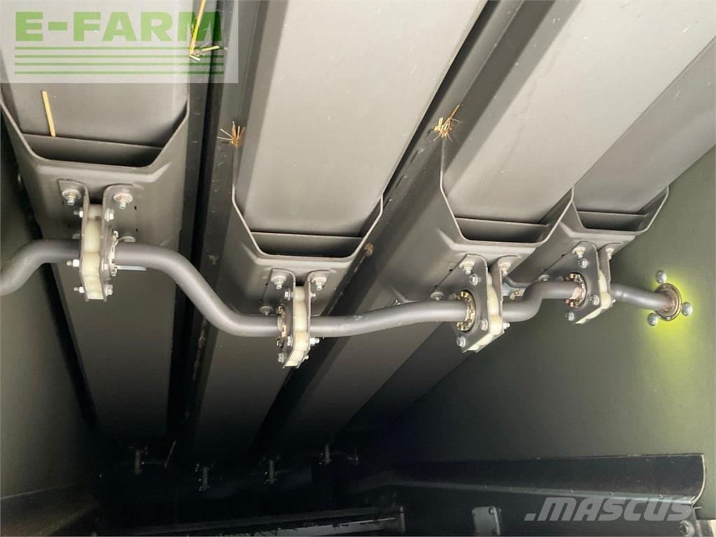 CLAAS AVERO 240 حصادات