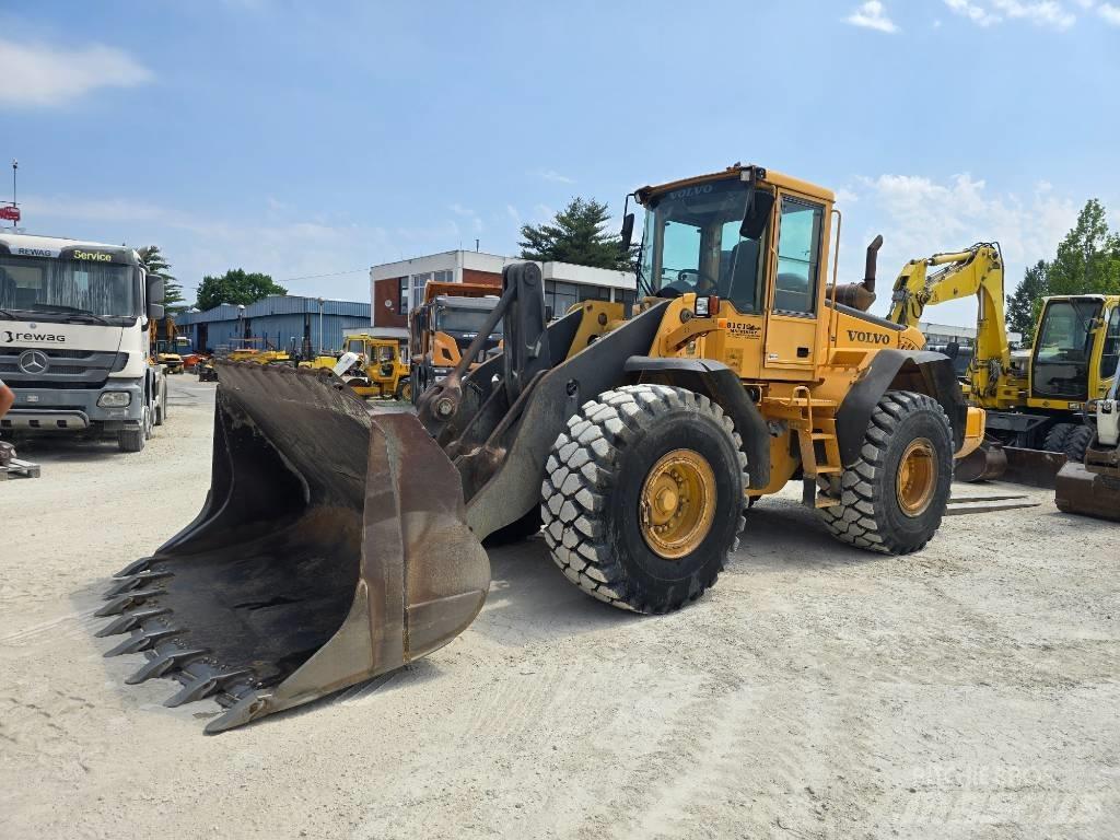 Volvo L 120 E لوادر بعجل