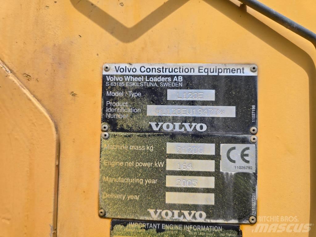 Volvo L 120 E لوادر بعجل