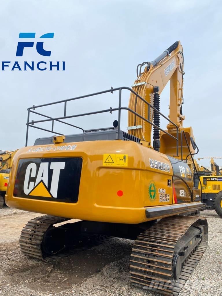 CAT 325D2L حفارات زحافة