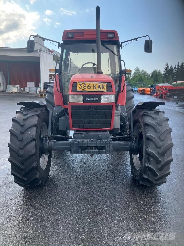 Case IH Maxxum 5130 الجرارات