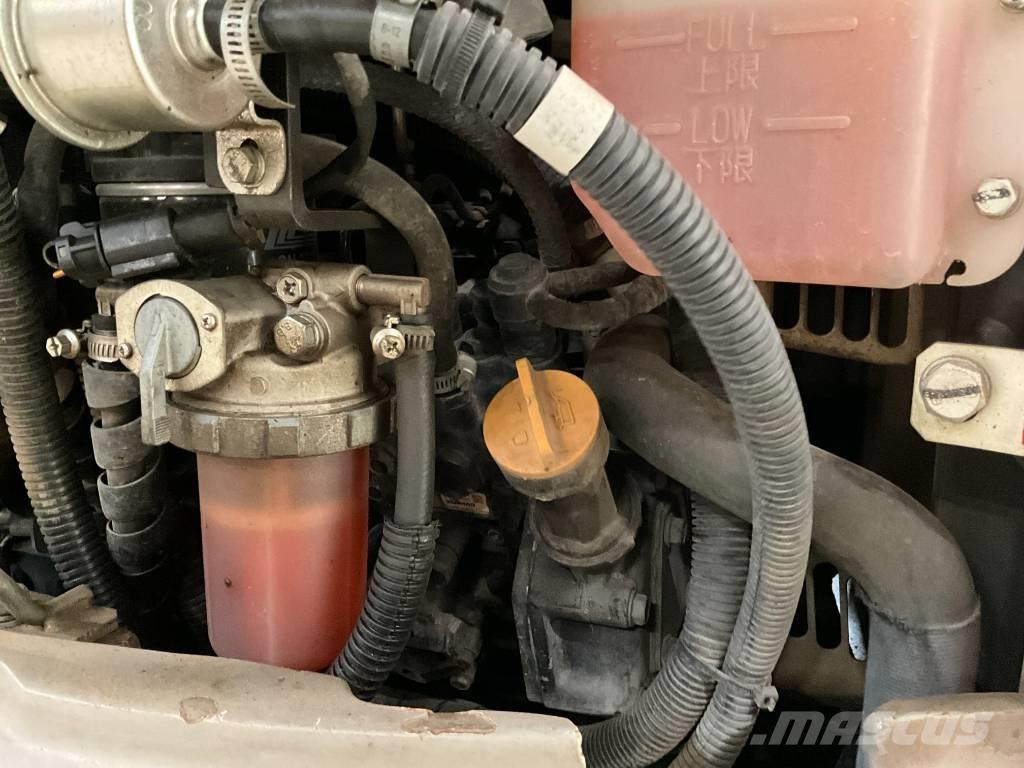 Yanmar Vio 33 U حفارات صغيرة أقل من 7 طن (حفارات صغيرة)