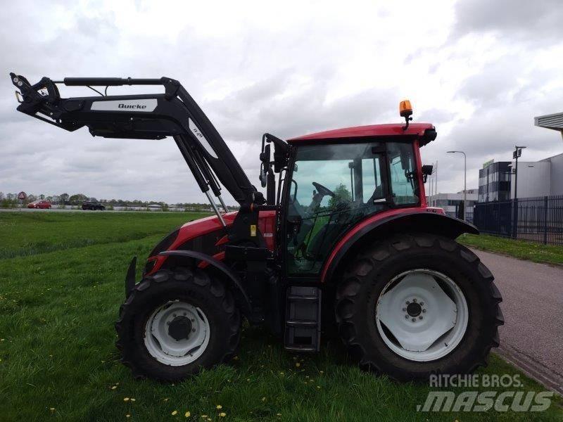 Valtra A 114 HT4 الجرارات