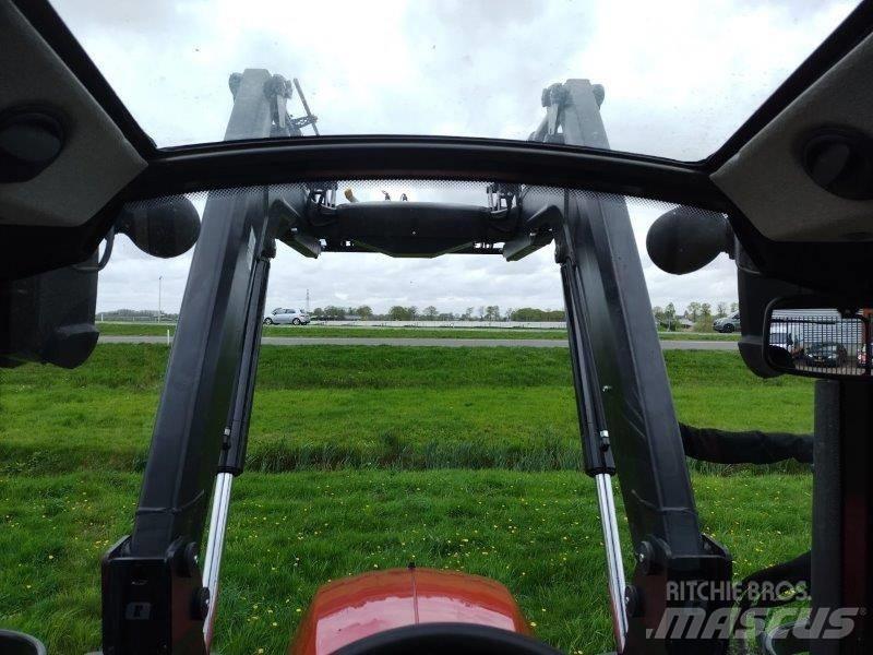 Valtra A 114 HT4 الجرارات