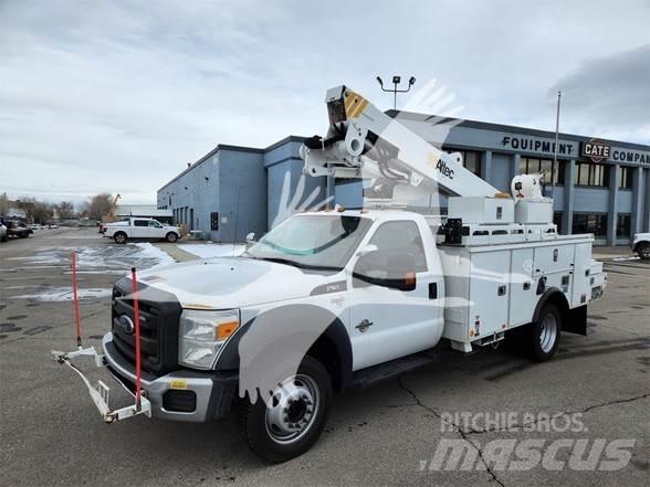 Altec AT40M المنصات الهوائية المثبتة على شاحنة