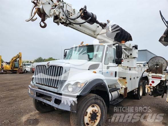 Altec D3060BTR المنصات الهوائية المثبتة على شاحنة