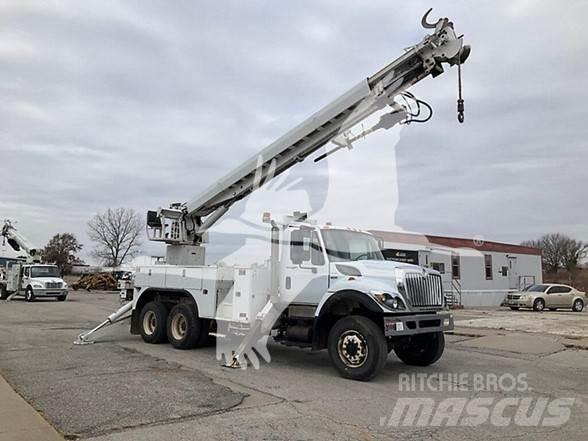 Altec D3060BTR المنصات الهوائية المثبتة على شاحنة