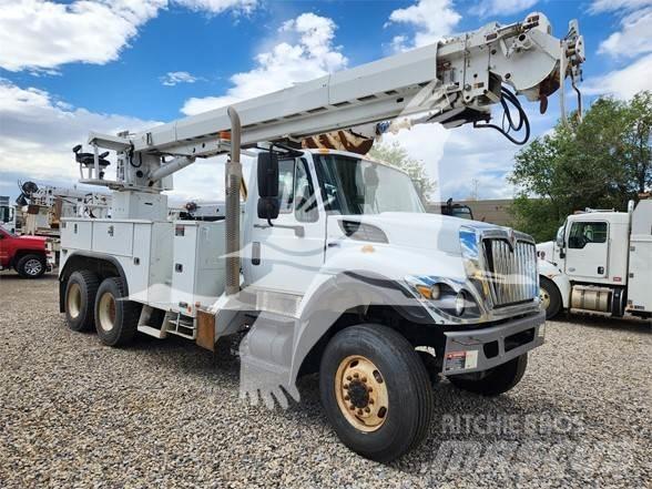 Altec D3060BTR المنصات الهوائية المثبتة على شاحنة