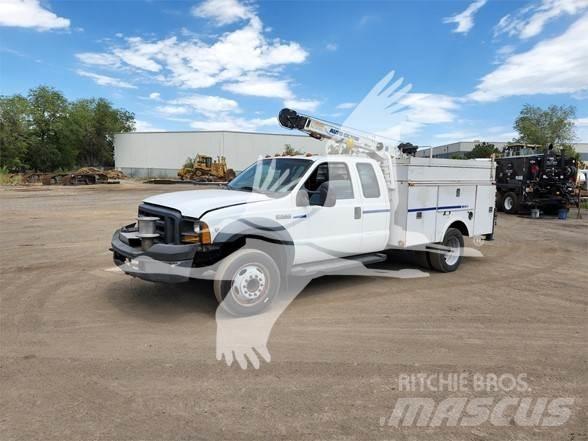 Ford F550 XL أخرى