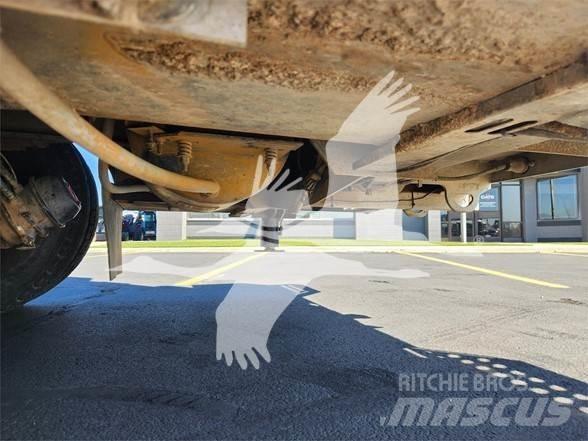 Ford F750 SD أخرى