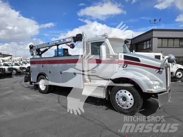 Kenworth T880 أخرى