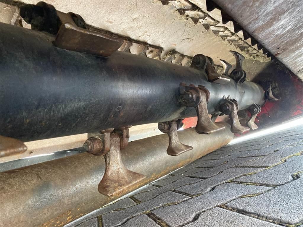 Tehnos MB 200R LW ماكينات أخرى لتجهيز الأراضي