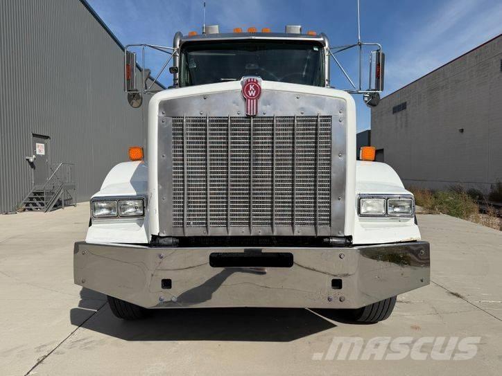 Kenworth T 800 وحدات الجر