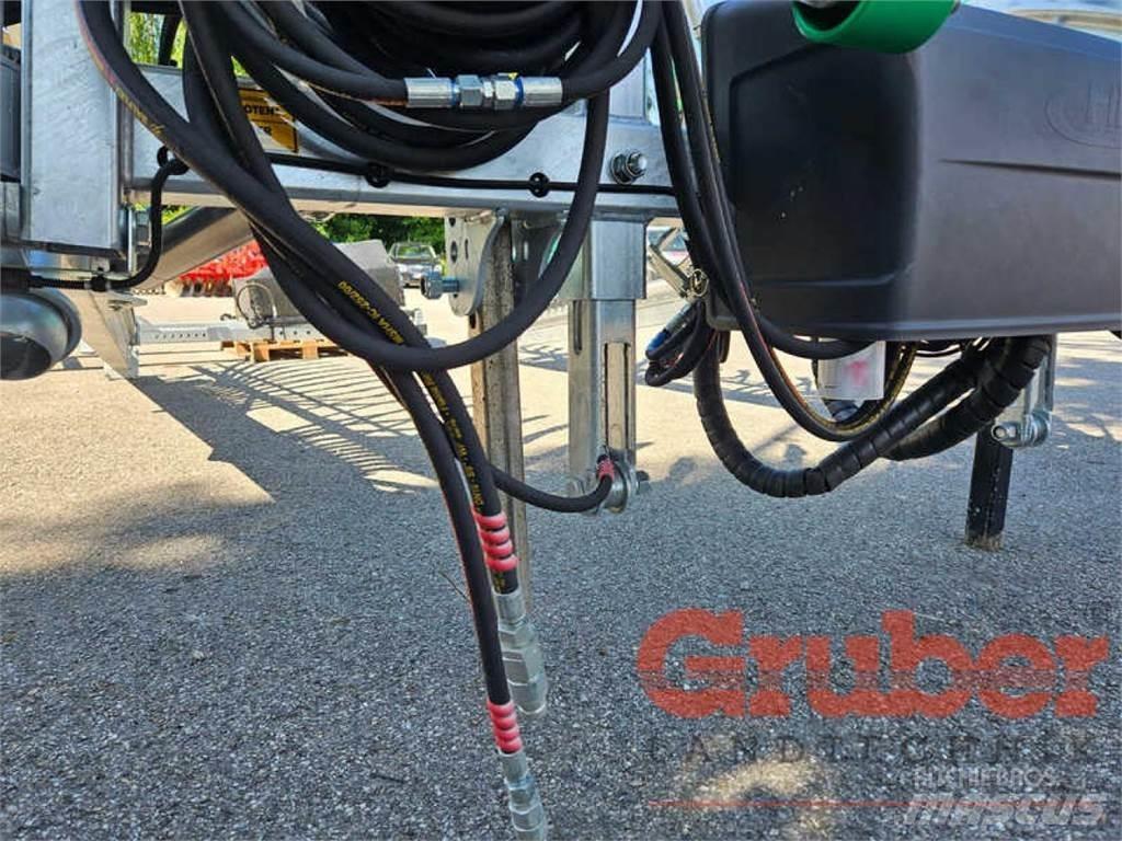 Fliegl Skate 120 ماكينات وملحقات تسميد أخرى