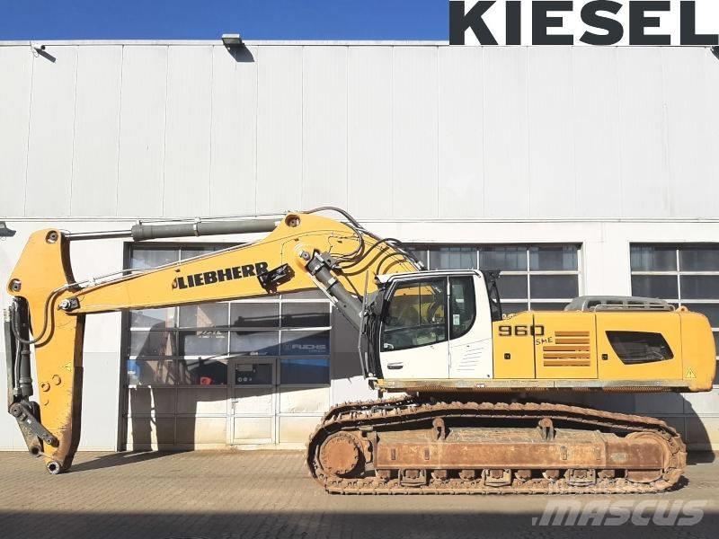 Liebherr R 960 SME حفارات زحافة