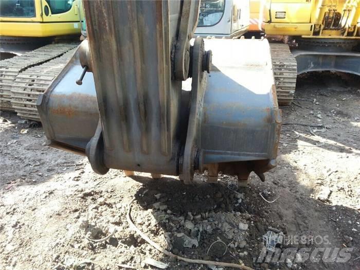 Volvo EC 240 B LC حفارات زحافة