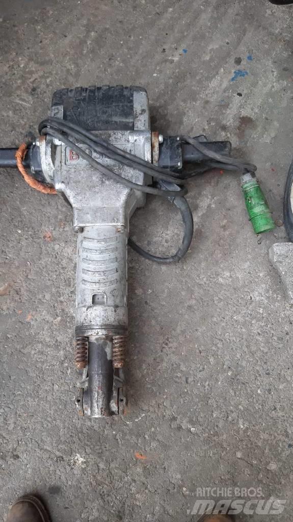 Atlas Copco 25 KI مطارق / كسارات