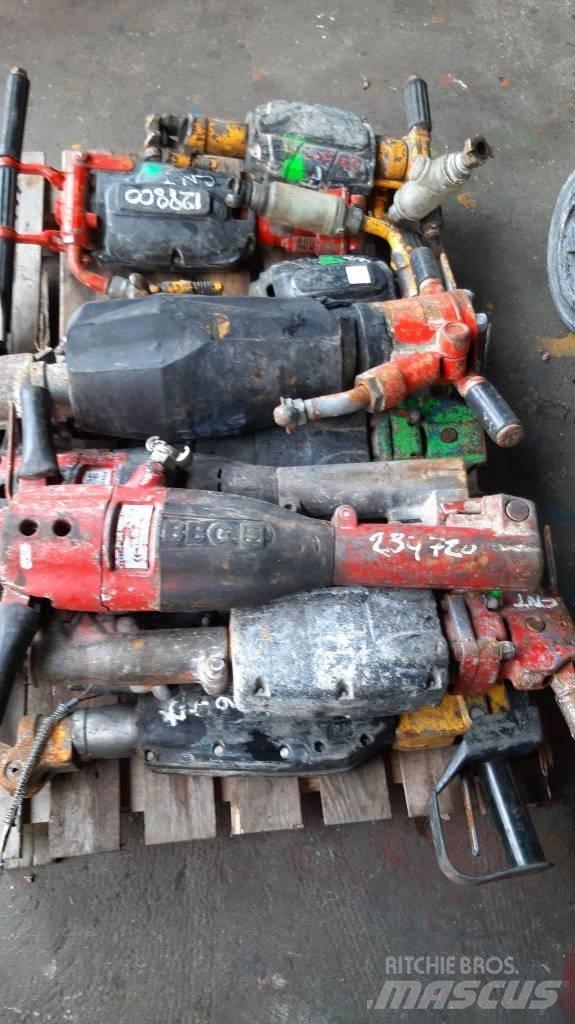 Atlas Copco 25 KI مطارق / كسارات
