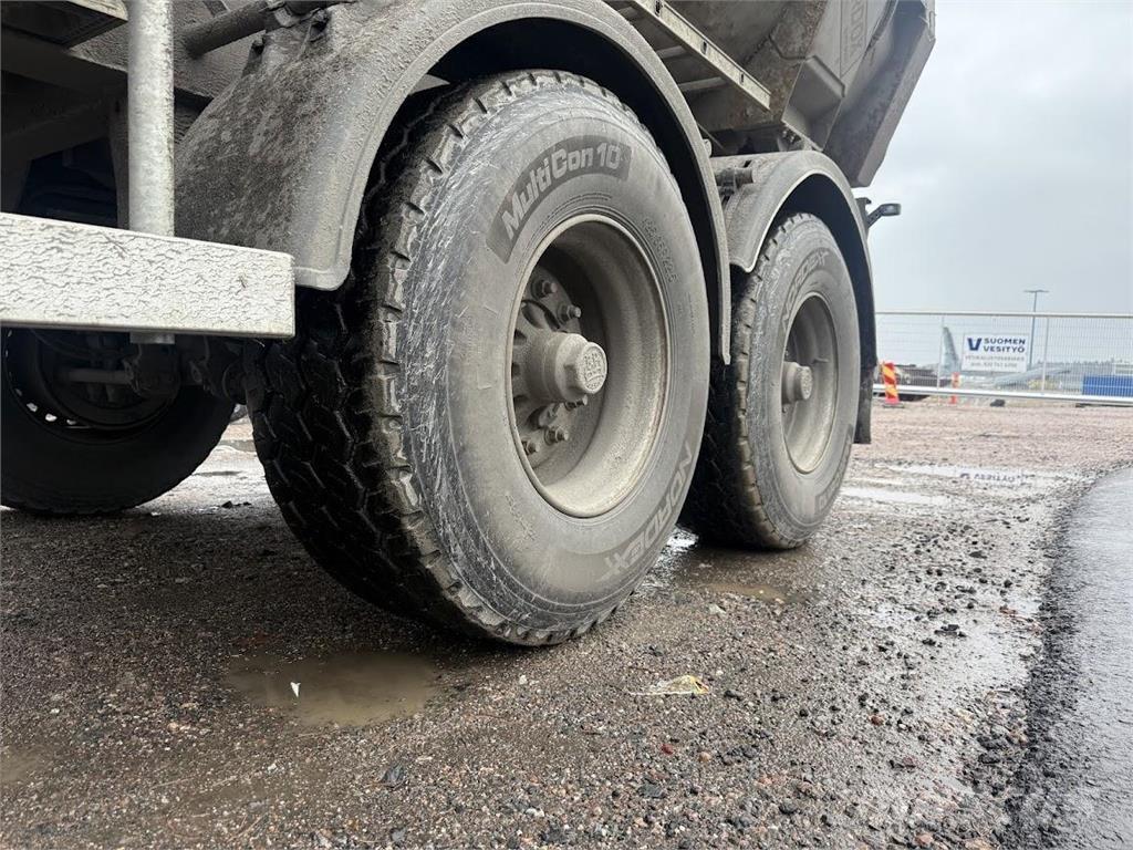 Scania R580 6x4 Tipper trucks