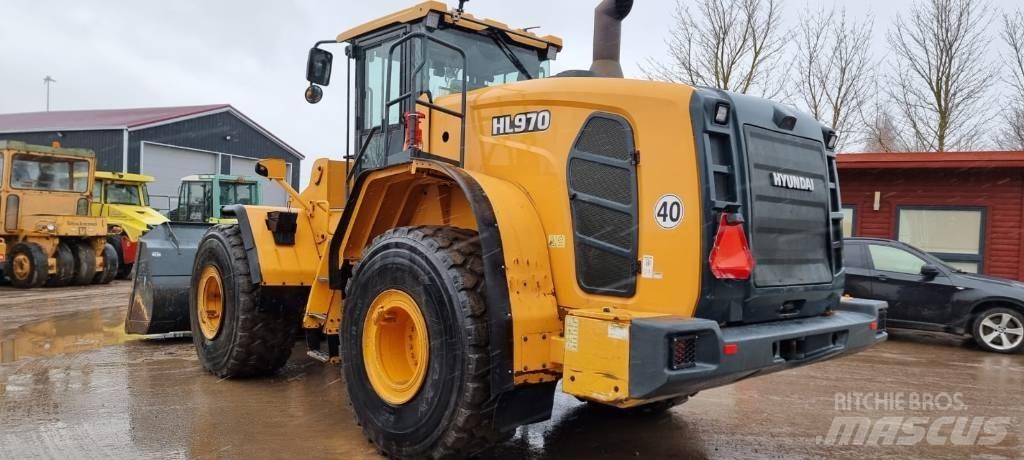 Hyundai HL 970 لوادر بعجل