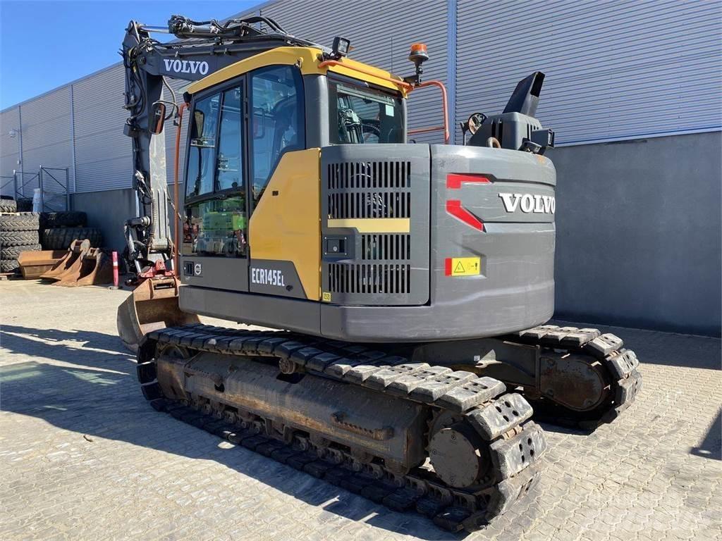 Volvo ECR145EL حفارات زحافة