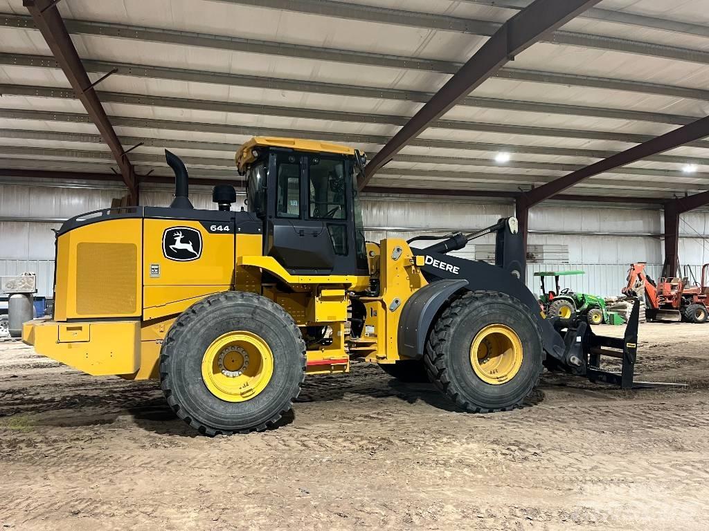 John Deere 644P لوادر بعجل